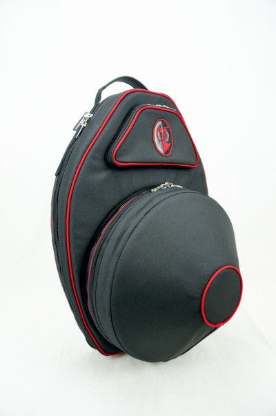 Cover in nylon black with rim and logo red