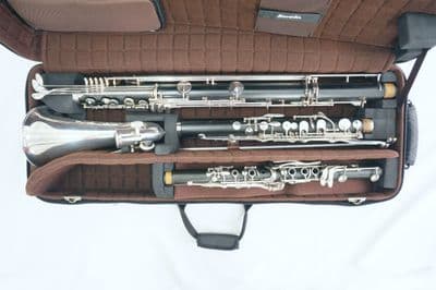 Estojo interno com instrumento