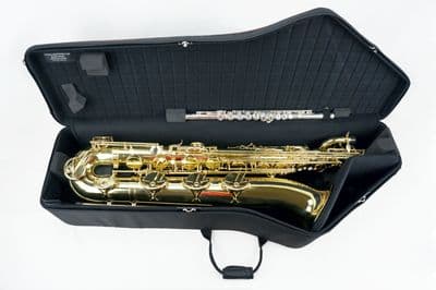 Internal case for baritone saxophone (Low A) with instrument