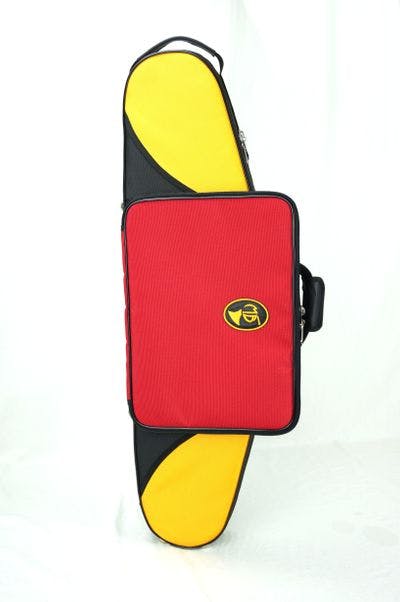 Capa em nylon preto, amarelo e vermelho com logo bordado amarelo