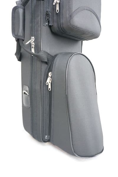 Detail of the case with detachable zipper system