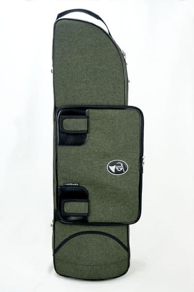 Capa em nylon verde catiônico com logo bordado