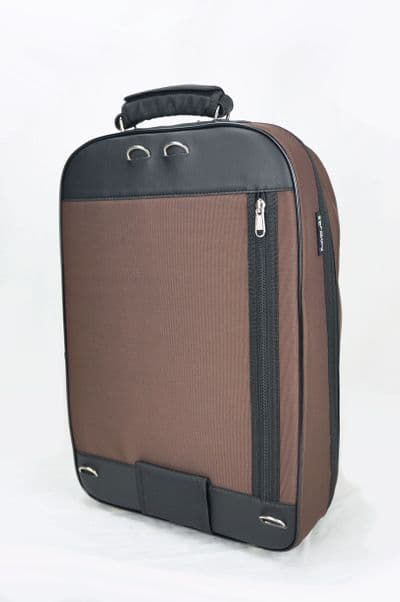 Cover in brown nylon with embroidered logo