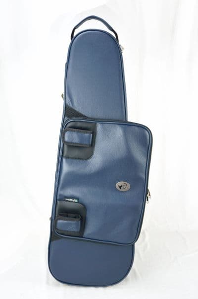 Cover in blue leather and metal logo