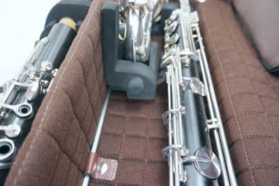 Estojo interno com instrumento