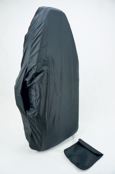 Estojo com capa de chuva