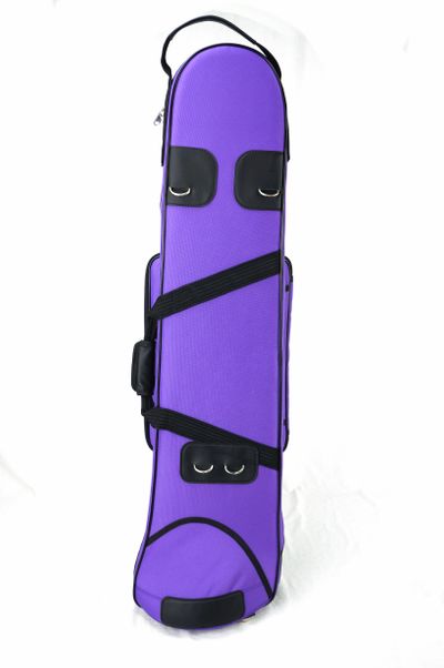 Cover in purple nylon and metal logo