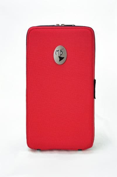 Capa em nylon vermelho e logo metal