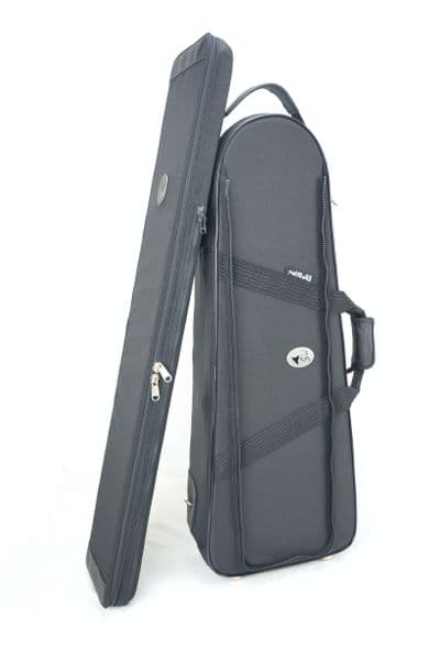 Cover in nylon black with metal logo