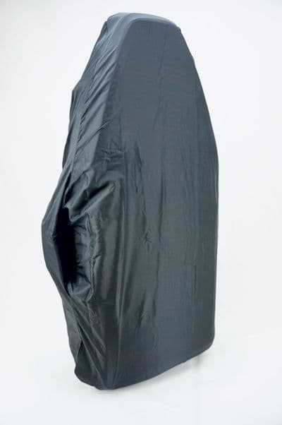 Estojo com capa de chuva