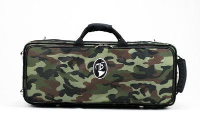 Cover in nylon camouflage and standard logo