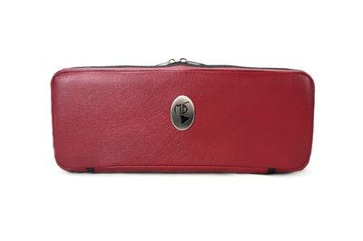 Cover in leather wine and metal logo