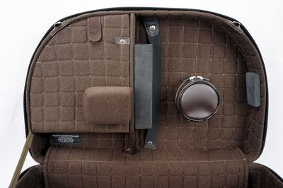 Internal case without instrument (brown internal color) 2