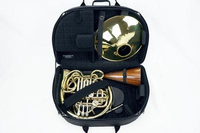 Internal case for french horn MB-8 compact with instrument 4