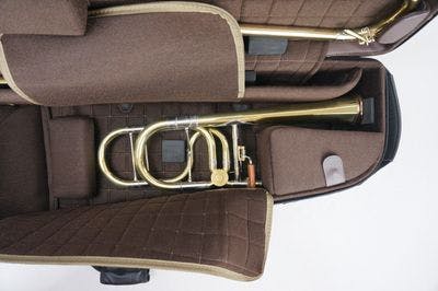 You can also fit an alto trombone with or without rotary in place of the Jazz trombone
