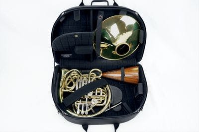 Internal case for french horn MB-8 compact with instrument 5
